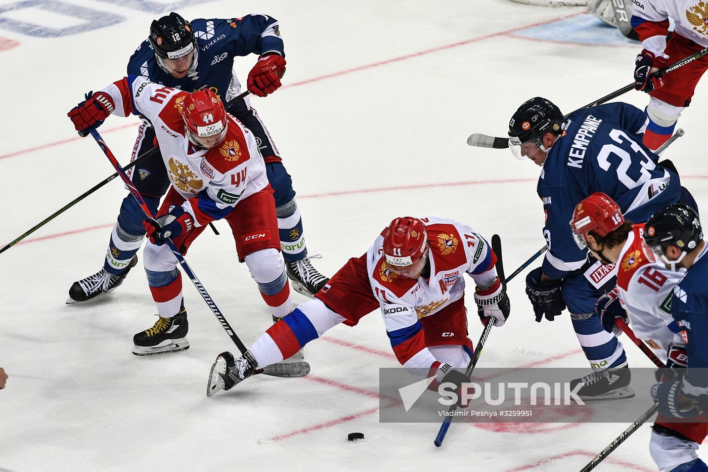 Ice hockey. Channel One Cup. Sweden vs. Czech Republic