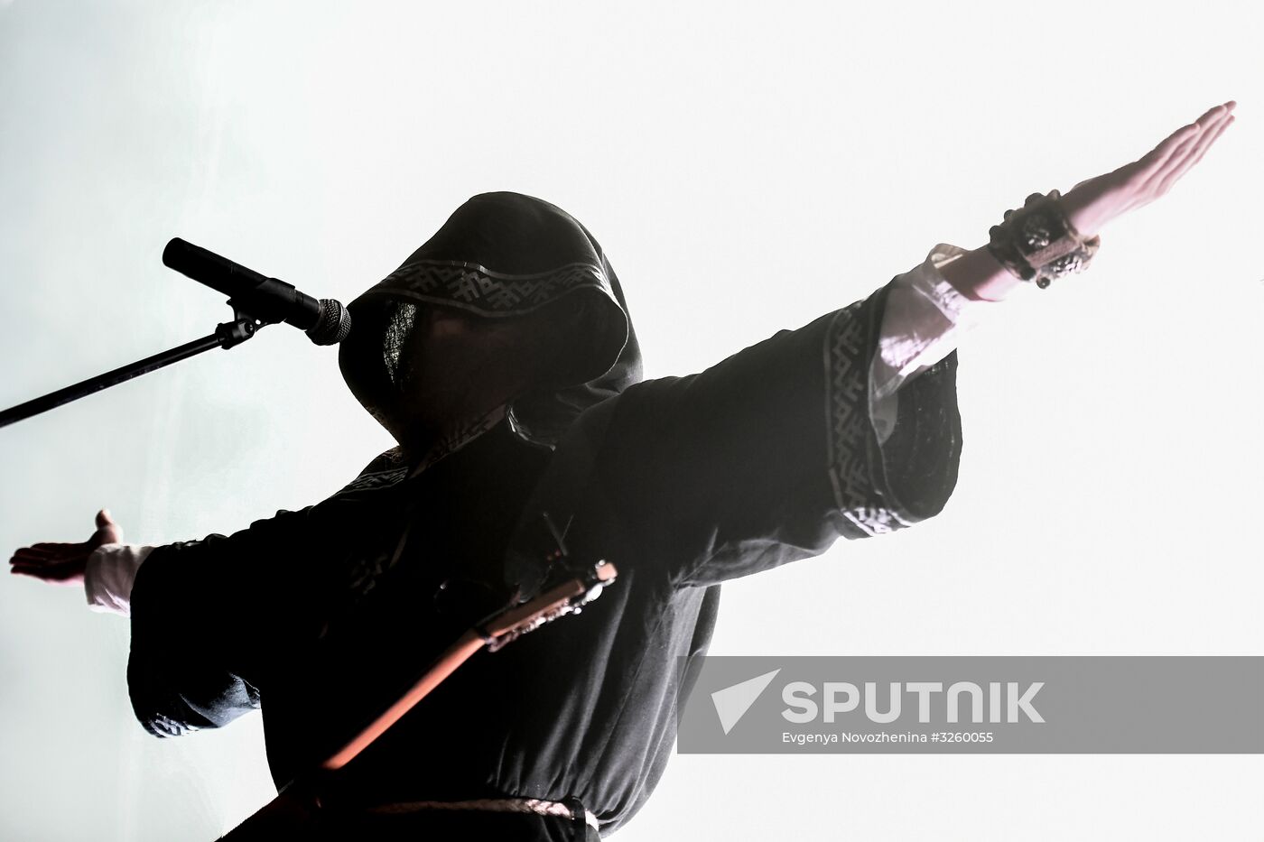 Neuromonk Feofan performs in Moscow