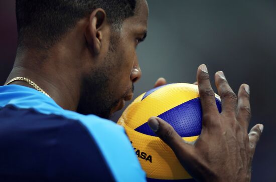 FIVB Volleyball Men's Club World Championship. Finals