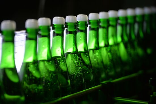 Prooduction of champagne in Chelyabinsk