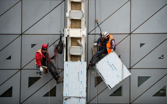 Construction of New terminal of Simferopol Airport