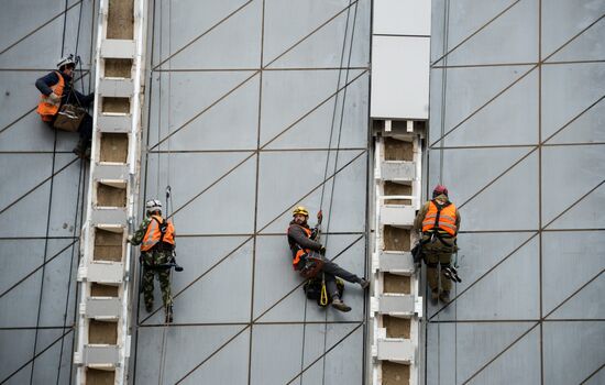 Construction of New terminal of Simferopol Airport