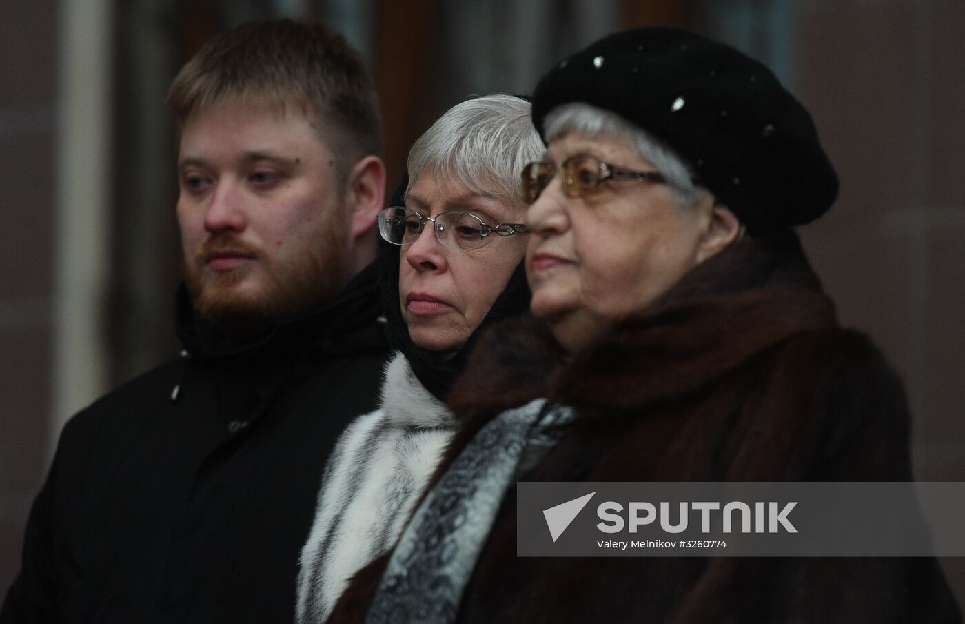 Unveiling memorial plaque to Andrei Karlov in Moscow
