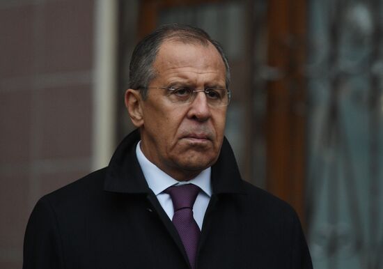 Unveiling memorial plaque to Andrei Karlov in Moscow