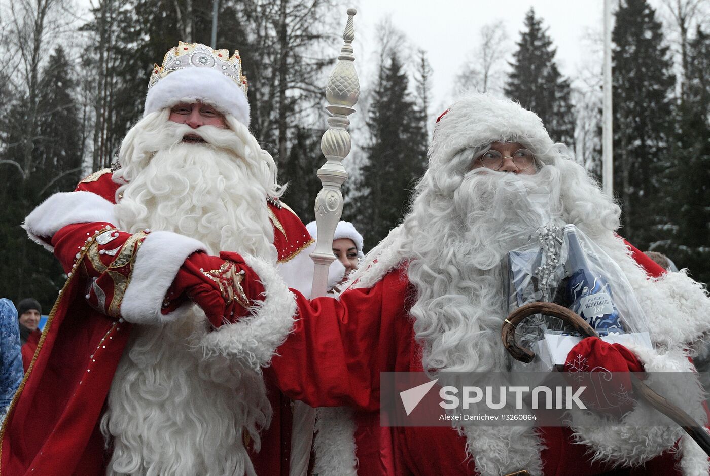 Russian Father Frost meets with Finland's Joulupukki in Leningrad Region
