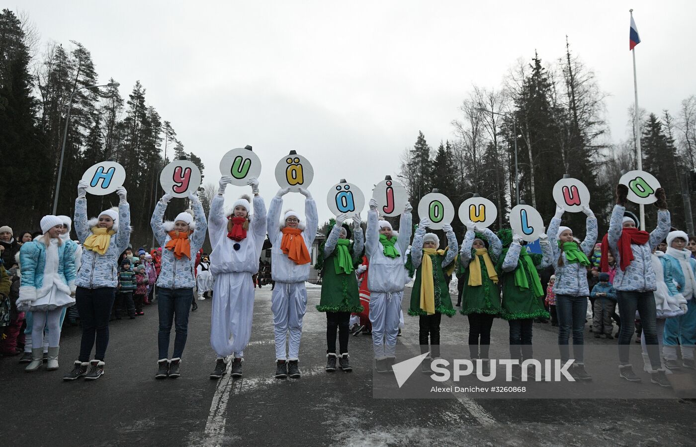 Russian Father Frost meets with Finland's Joulupukki in Leningrad Region