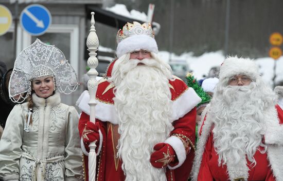Russian Father Frost meets with Finland's Joulupukki in Leningrad Region