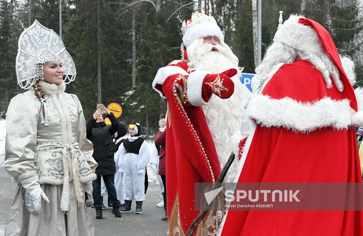 Russian Father Frost meets with Finland's Joulupukki in Leningrad Region