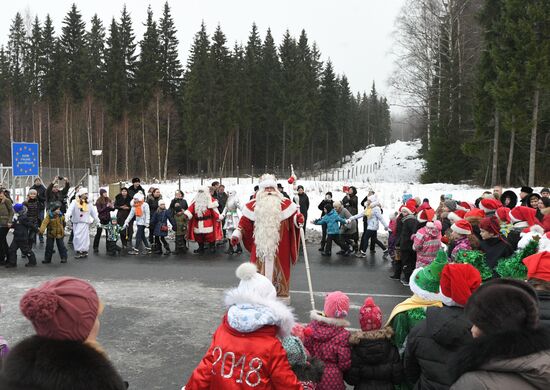 Russian Father Frost meets with Finland's Joulupukki in Leningrad Region