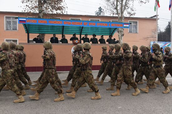 Russia transfers weapons to Tajikistan to protect the border