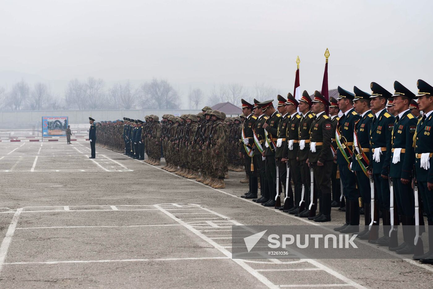 Russia transfers weapons to Tajikistan to protect the border