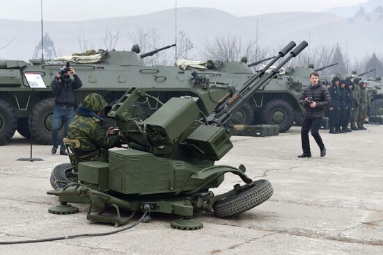 Russia transfers weapons to Tajikistan to protect the border