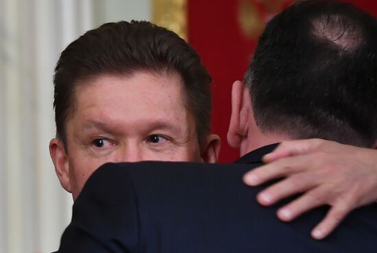 President Vladimir Putin meets with Serbian President Aleksandar Vucic