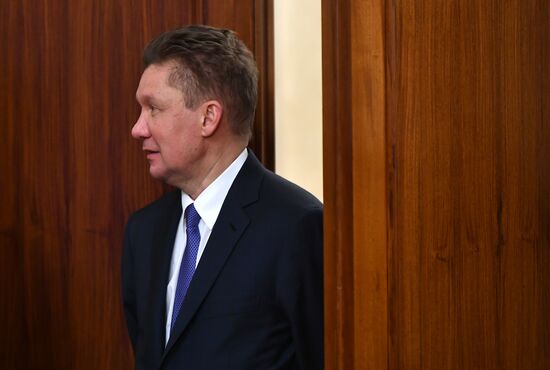 President Vladimir Putin meets with Serbian President Aleksandar Vucic