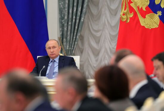 President Vladimir Putin chairs meeting of Council for Strategic Development and Priority Projects