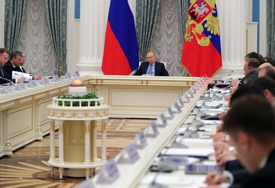 President Vladimir Putin chairs meeting of Council for Strategic Development and Priority Projects
