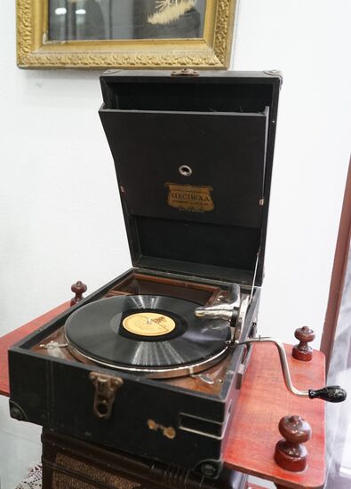 Exhibition on history of radio opens in Kaliningrad