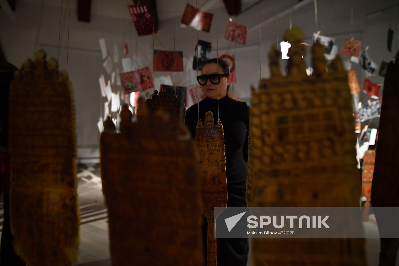 Agitation Spinning Wheel: Revolution's 100th Anniversary exhibition opens in Moscow