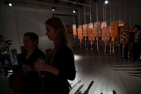 Agitation Spinning Wheel: Revolution's 100th Anniversary exhibition opens in Moscow