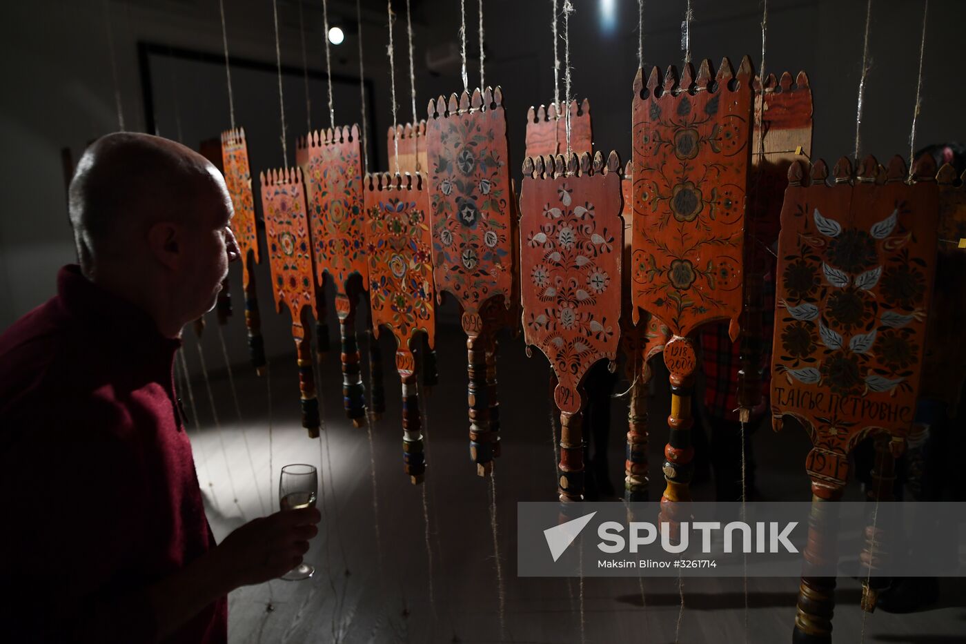 Agitation Spinning Wheel: Revolution's 100th Anniversary exhibition opens in Moscow