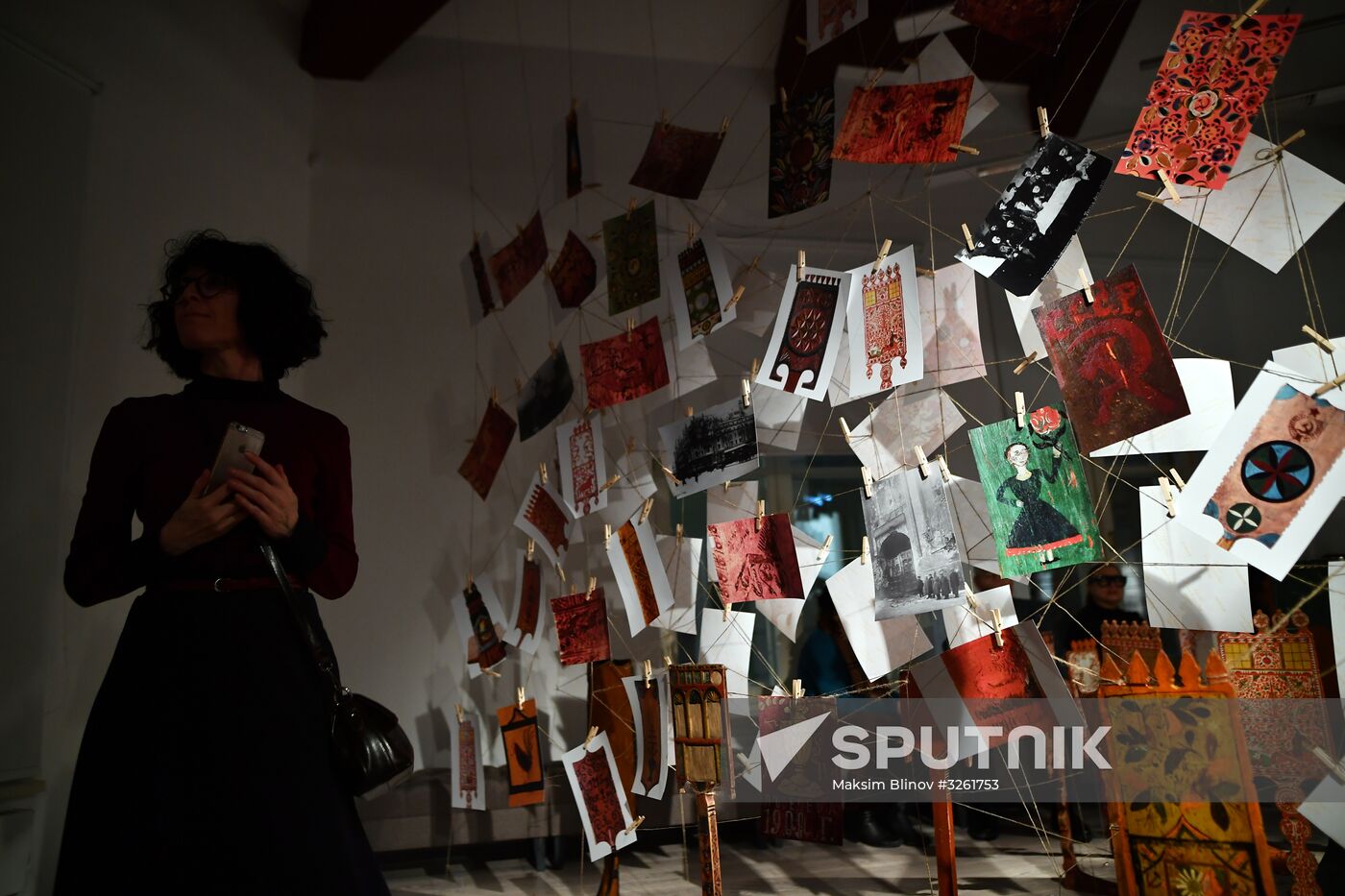 Agitation Spinning Wheel: Revolution's 100th Anniversary exhibition opens in Moscow