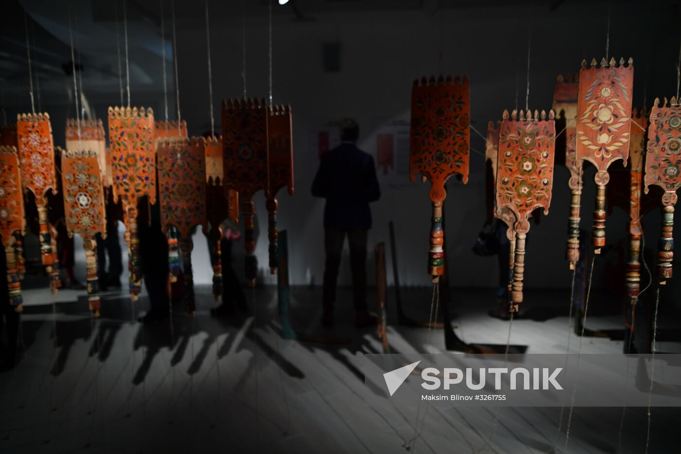 Agitation Spinning Wheel: Revolution's 100th Anniversary exhibition opens in Moscow