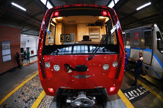 Moscow metro launches Journey to Christmas train