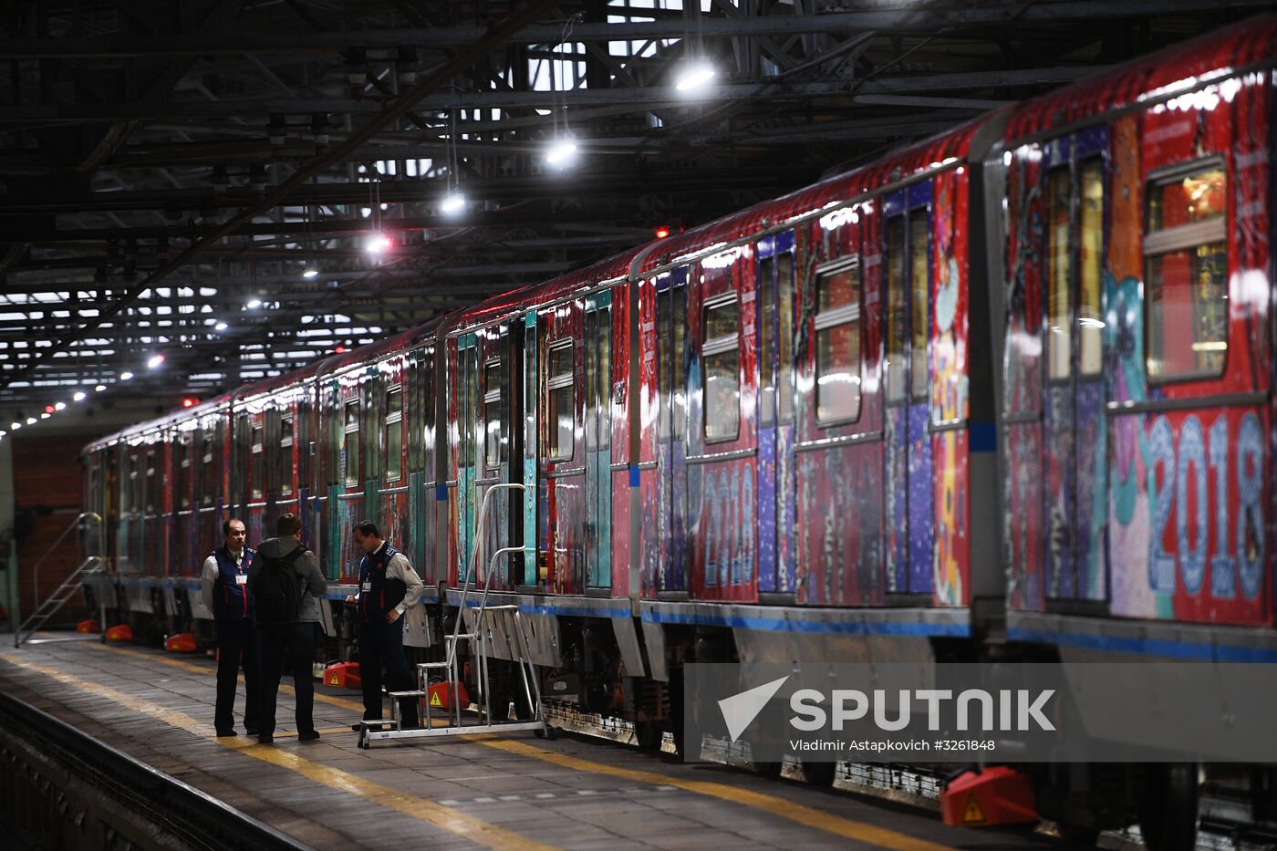 Moscow metro launches Journey to Christmas train