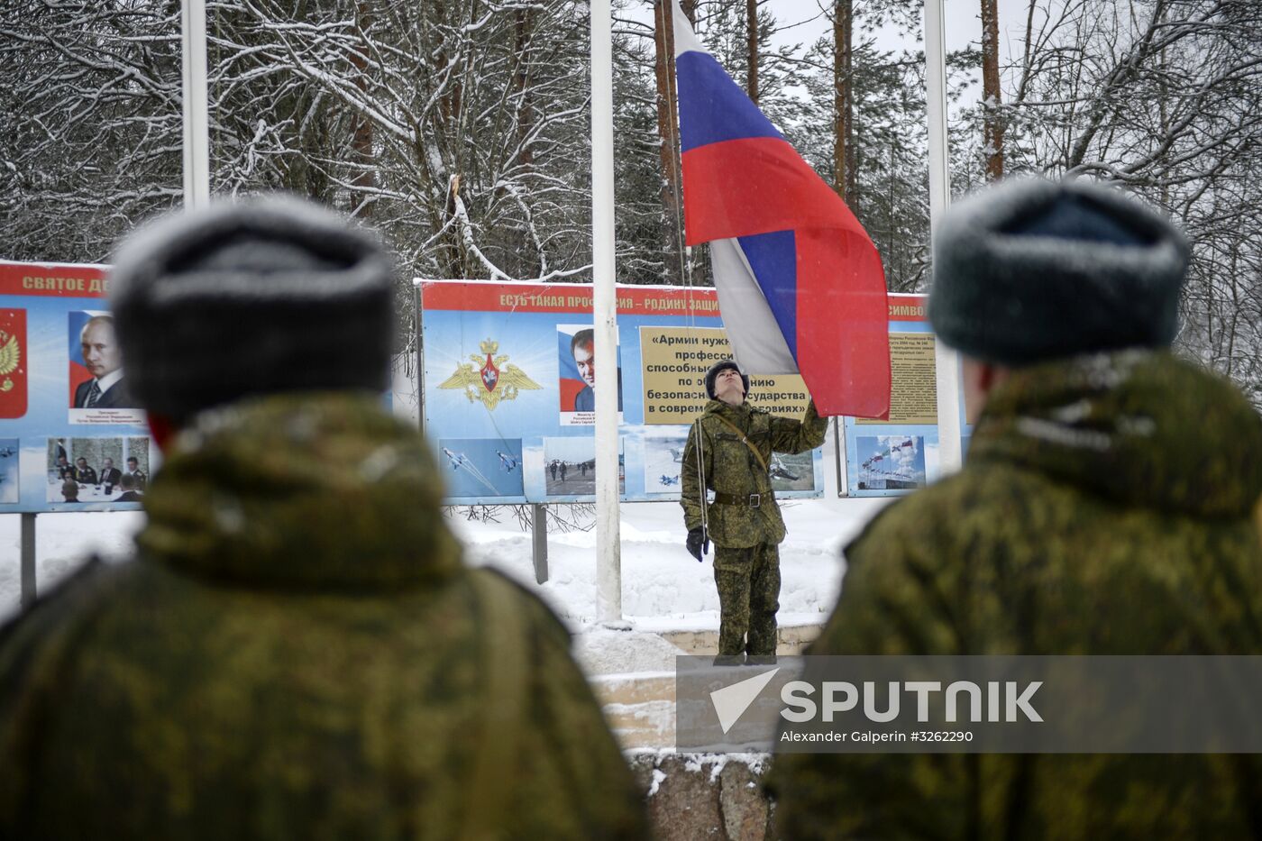 Military drill with S-400 anti-aircraft system in Leningrad Region