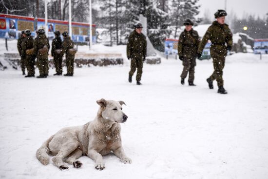 Military drill with S-400 anti-aircraft system in Leningrad Region