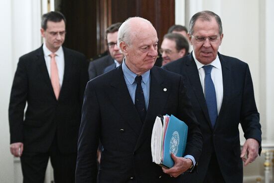 Sergei Lavrov meets with Staffan de Mistura and Sergei Shoigu