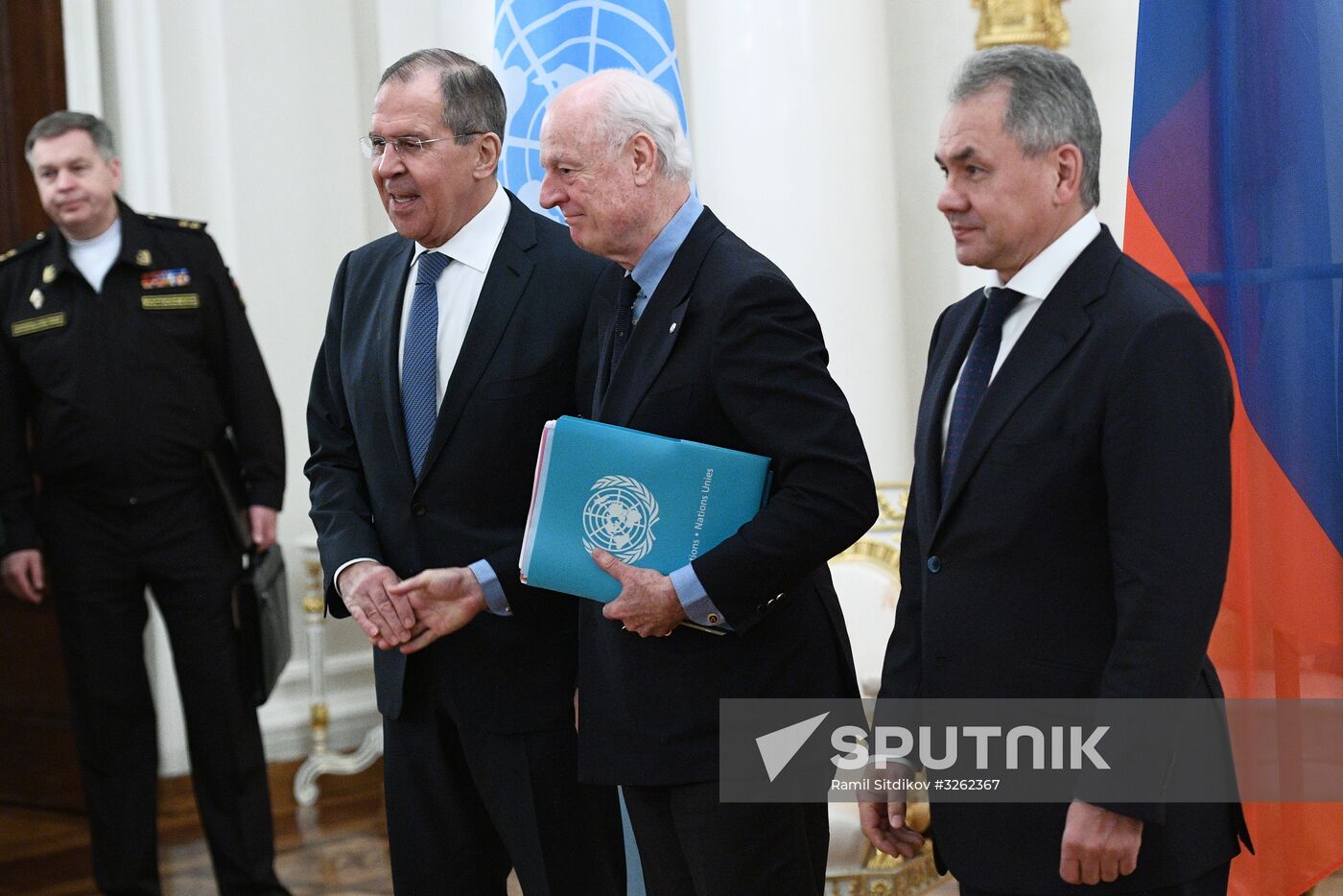 Sergei Lavrov meets with Staffan de Mistura and Sergei Shoigu