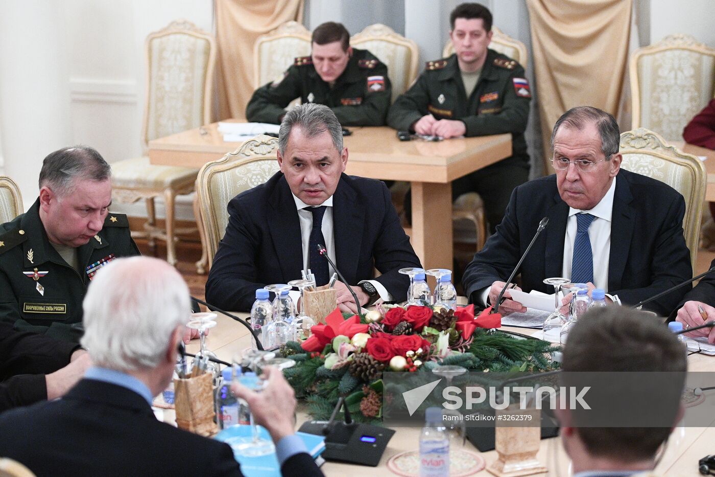 Sergei Lavrov meets with Staffan de Mistura and Sergei Shoigu