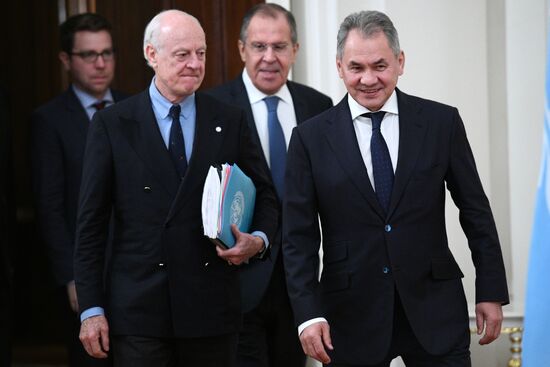 Sergei Lavrov meets with Staffan de Mistura and Sergei Shoigu