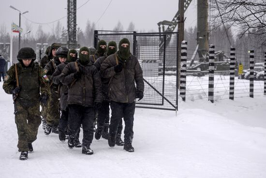 Military drill with S-400 anti-aircraft system in Leningrad Region