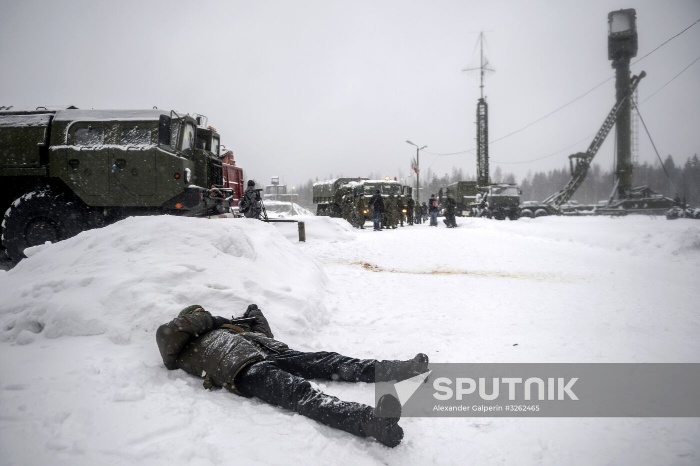 Military drill with S-400 anti-aircraft system in Leningrad Region