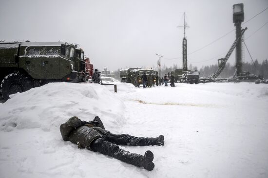 Military drill with S-400 anti-aircraft system in Leningrad Region