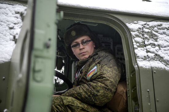 Military drill with S-400 anti-aircraft system in Leningrad Region