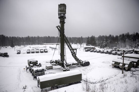 Military drill with S-400 anti-aircraft system in Leningrad Region