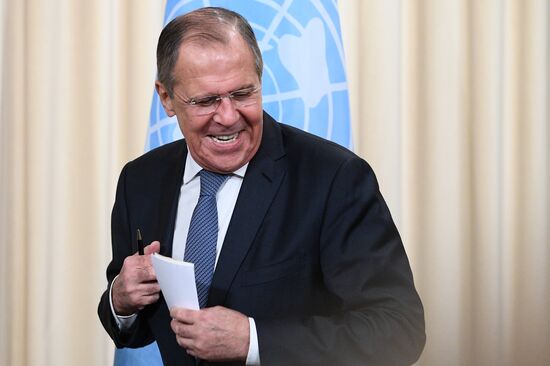 Sergei Lavrov meets with Staffan de Mistura and Sergei Shoigu