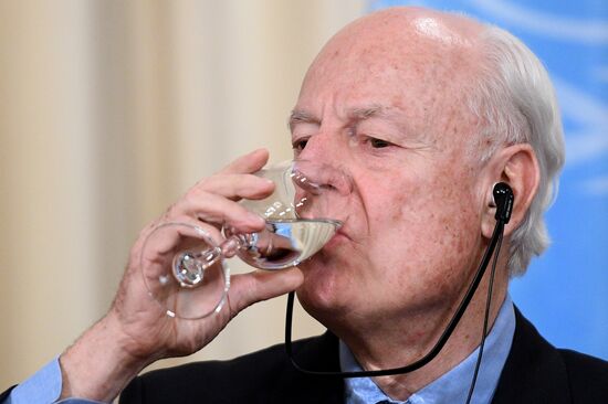 Sergei Lavrov meets with Staffan de Mistura and Sergei Shoigu