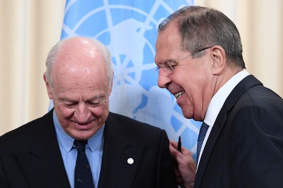 Sergei Lavrov meets with Staffan de Mistura and Sergei Shoigu