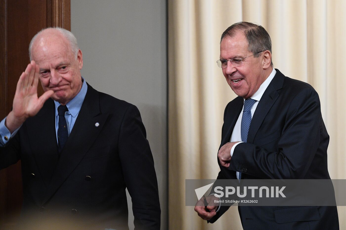 Sergei Lavrov meets with Staffan de Mistura and Sergei Shoigu