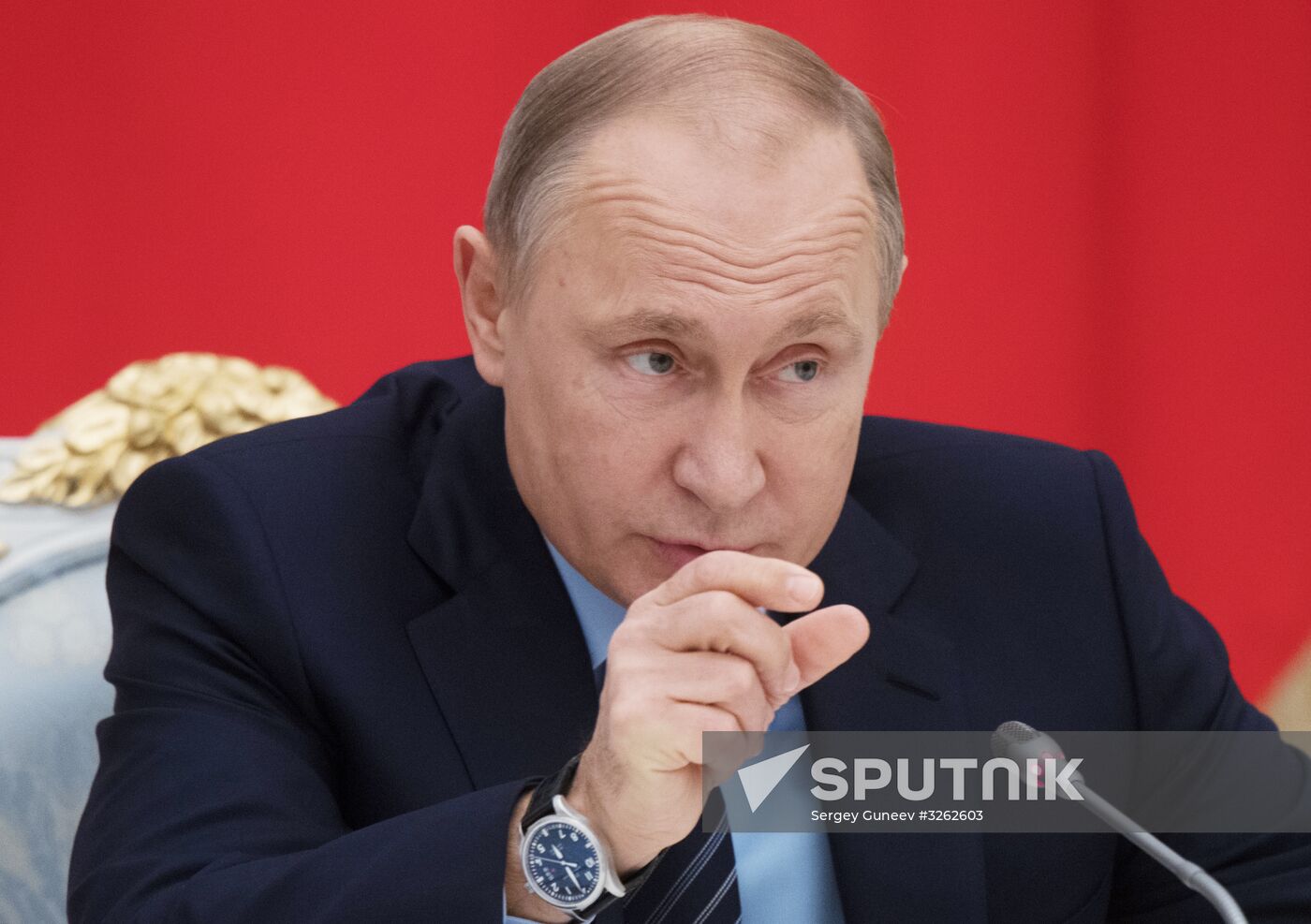 President Vladimir Putin holds meeting with representatives of Russian business community