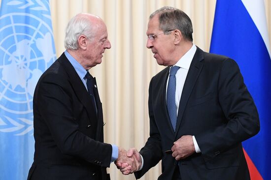 Sergei Lavrov meets with Staffan de Mistura and Sergei Shoigu