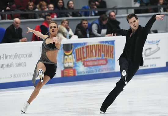 Figure skating. Russian championship. Ice dancing. Short program