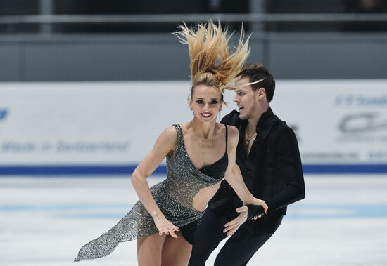 Figure skating. Russian championship. Ice dancing. Short program