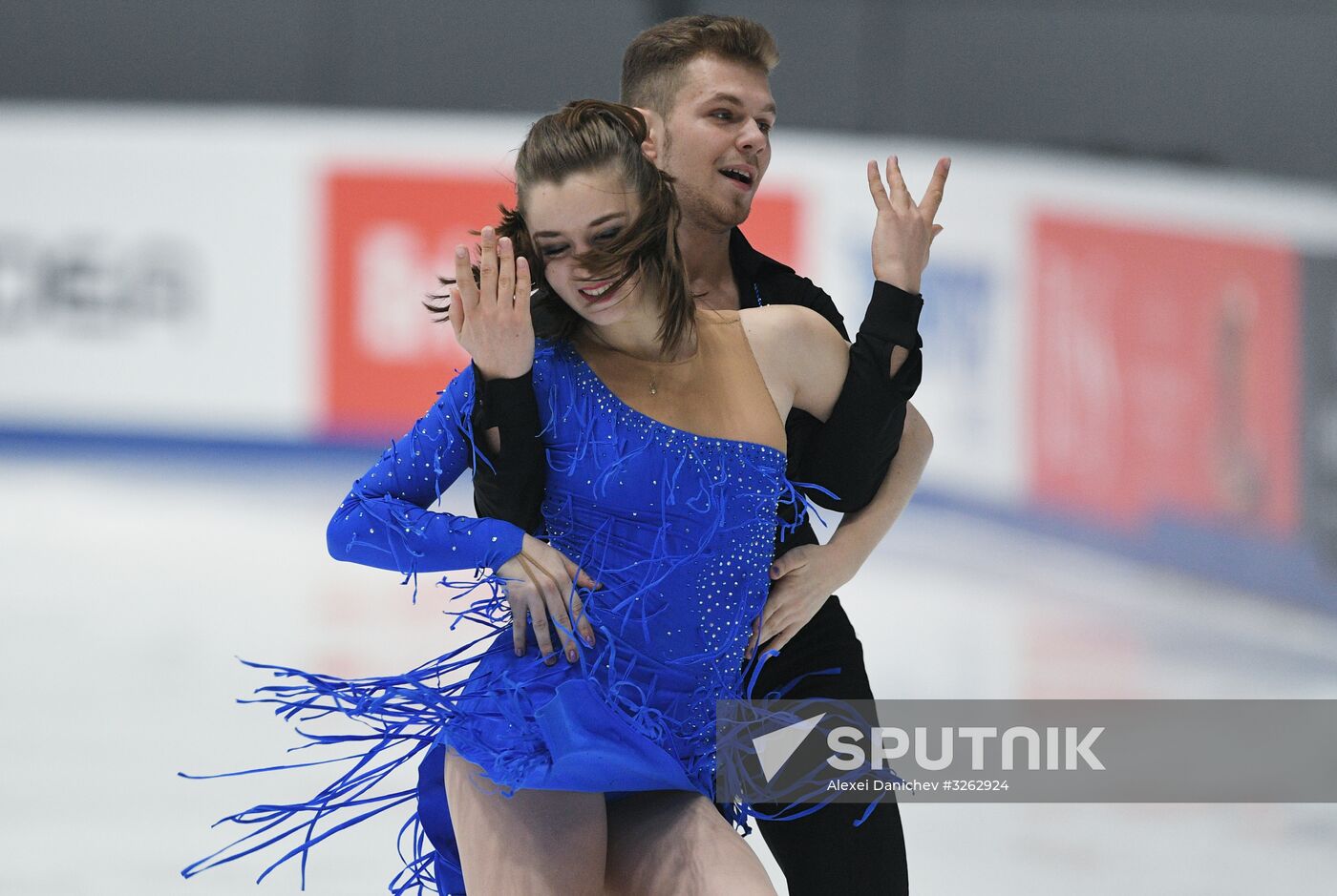 Figure skating. Russian championship. Ice dancing. Short program