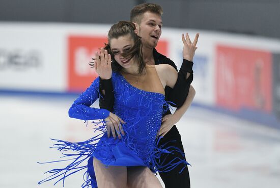 Figure skating. Russian championship. Ice dancing. Short program