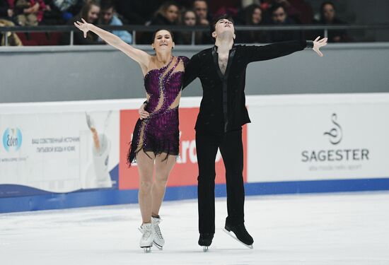 Figure skating. Russian championship. Ice dancing. Short program